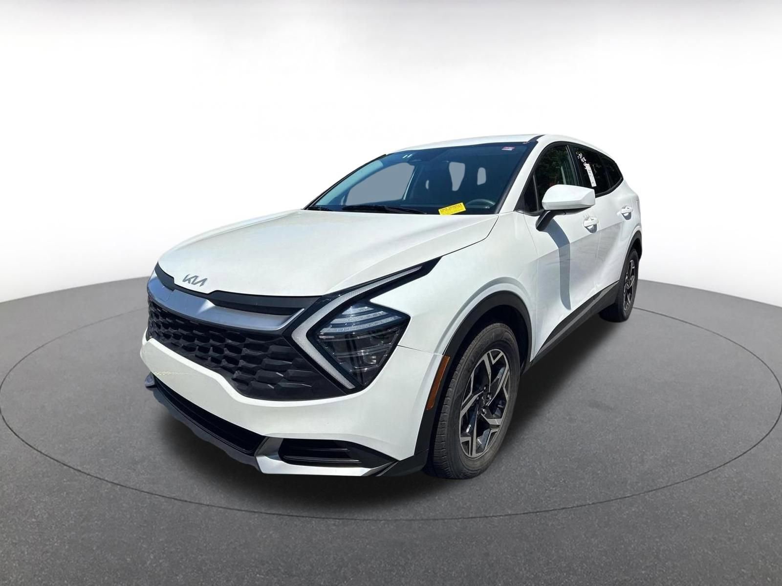 Thumbnail: 2024 Kia Sportage - 4