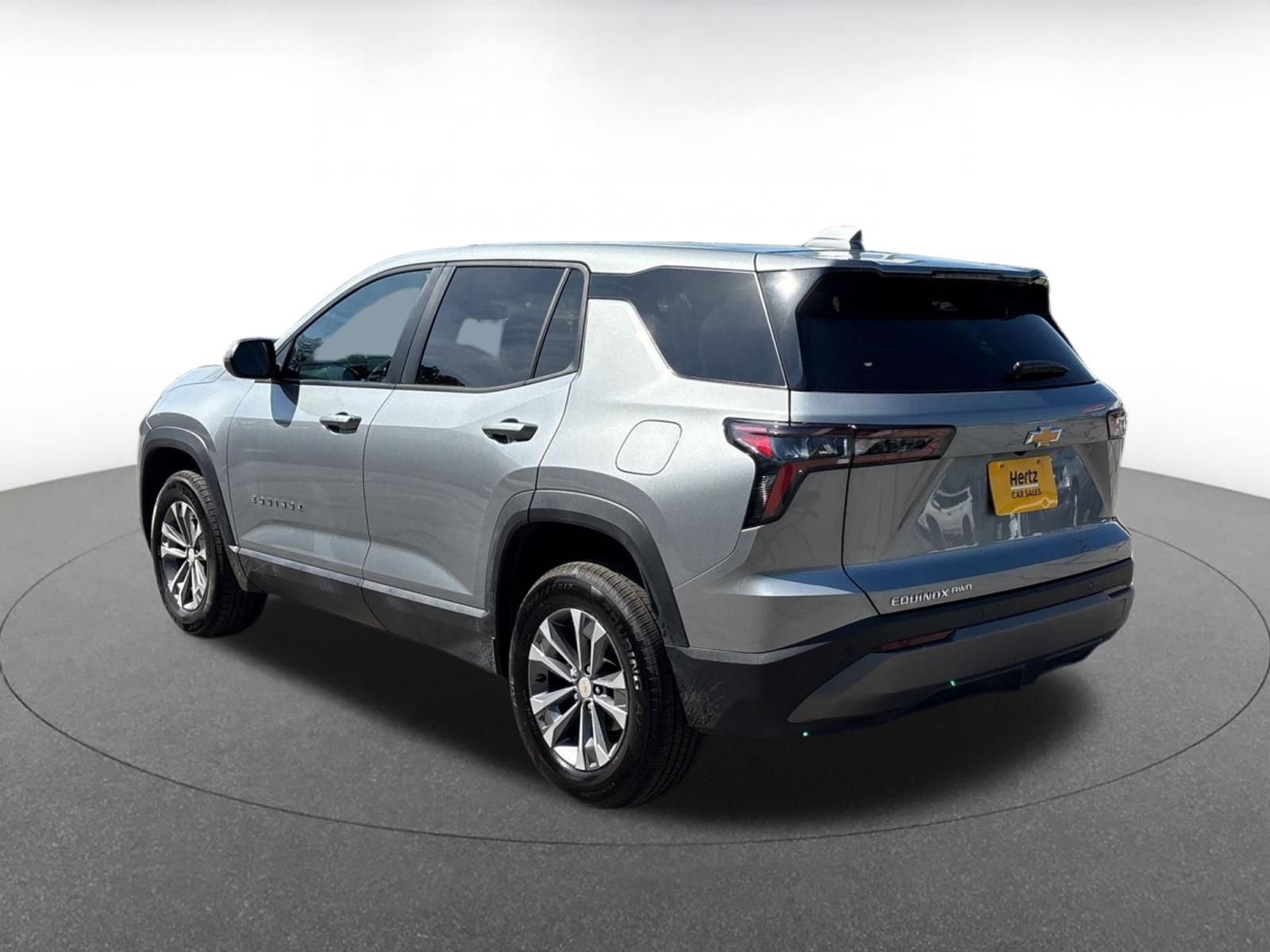 Thumbnail: 2025 Chevrolet Equinox - 10