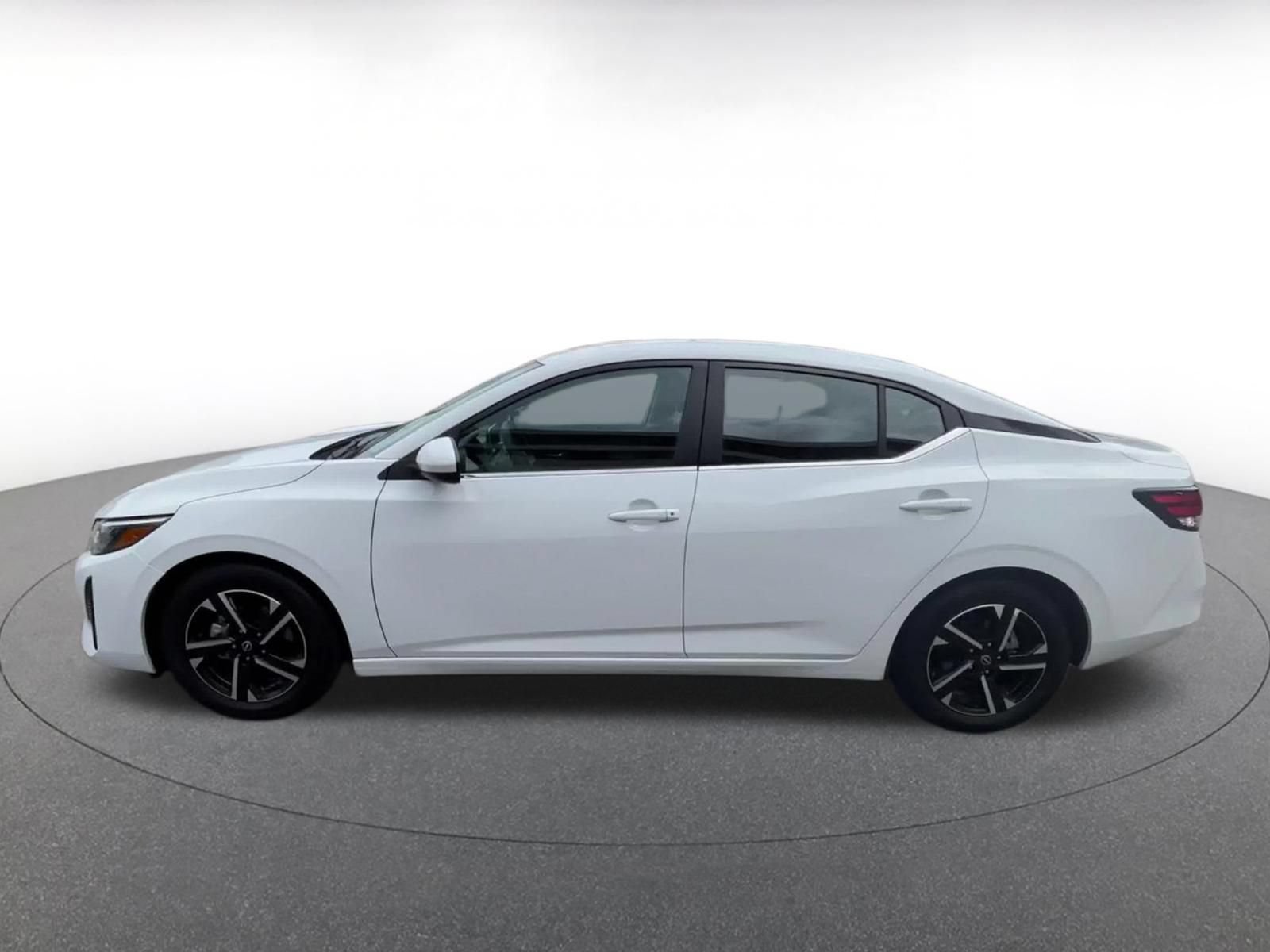 Thumbnail: 2025 Nissan Sentra - 8