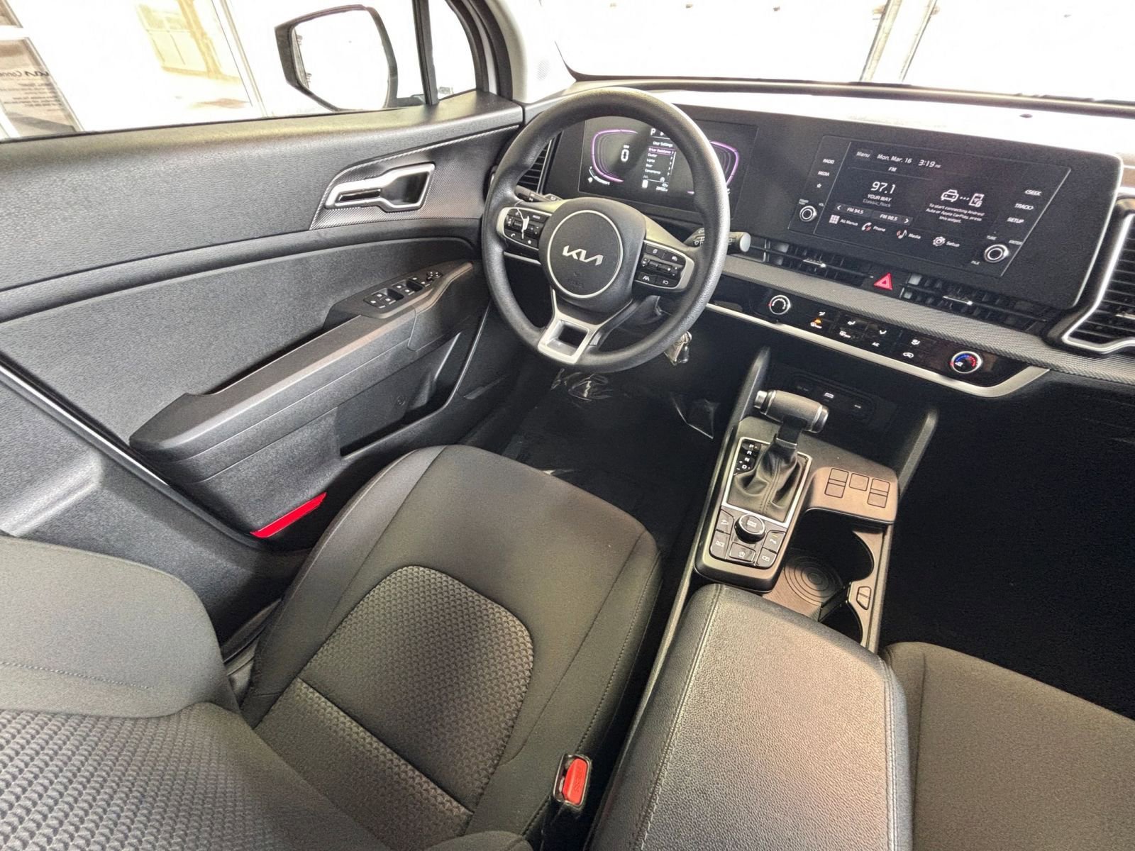 Thumbnail: 2025 Kia Sportage - 33