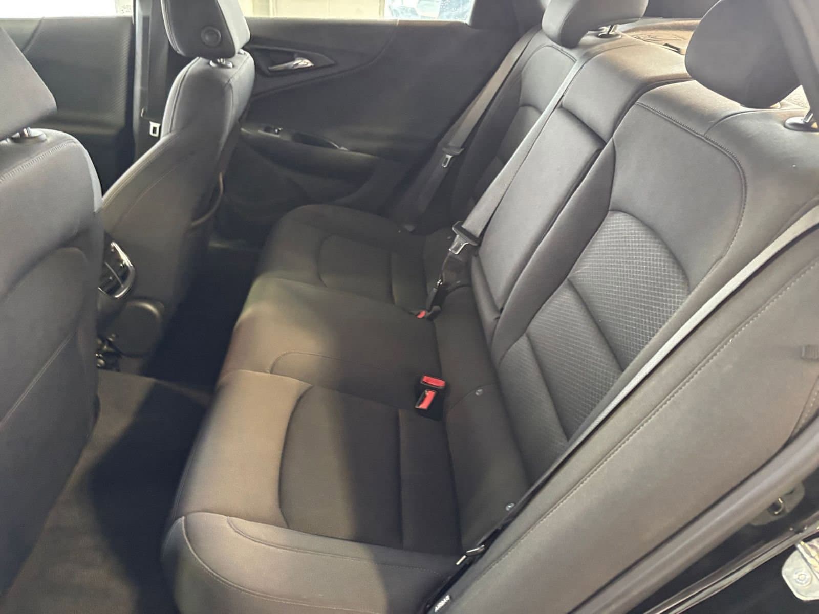 Thumbnail: 2023 Chevrolet Malibu - 31