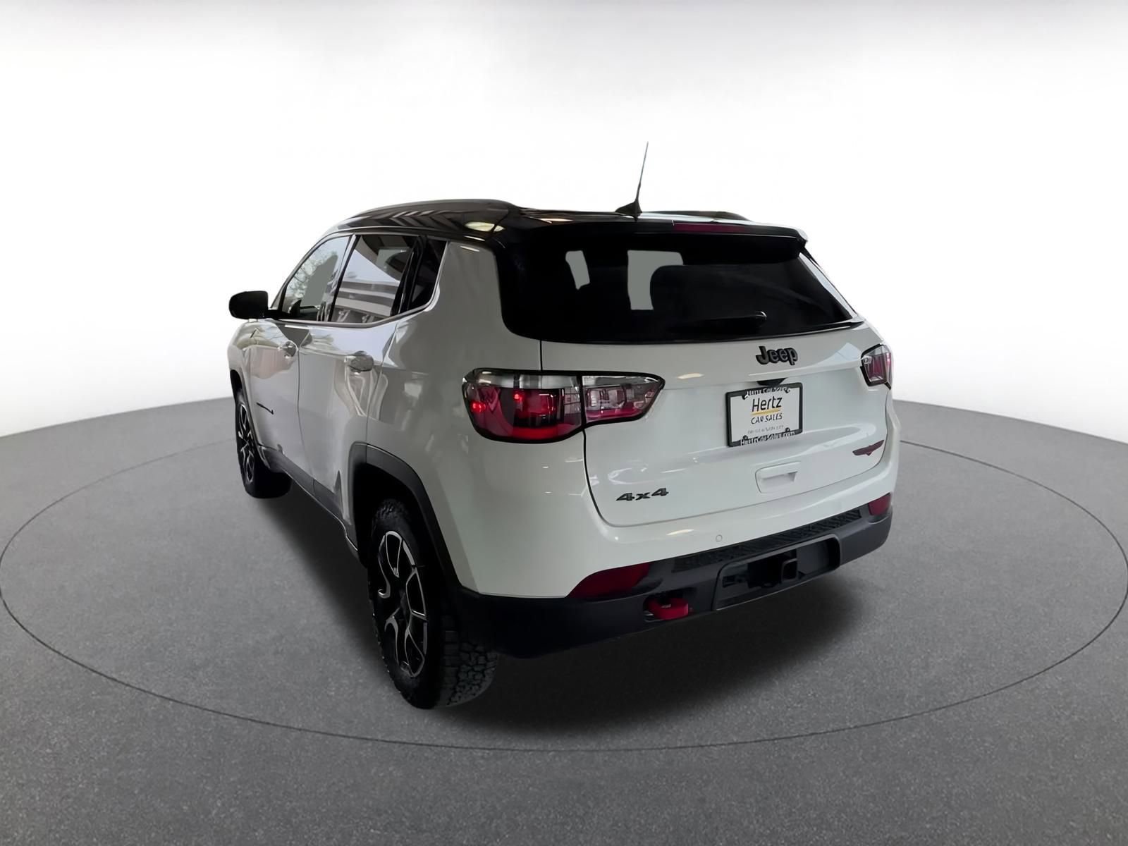 Thumbnail: 2025 Jeep Compass - 10