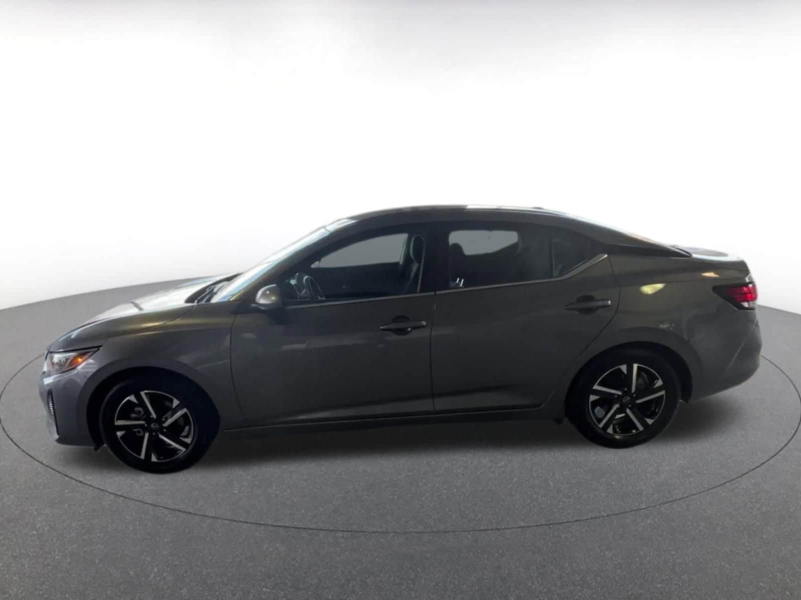 Thumbnail: 2025 Nissan Sentra - 8
