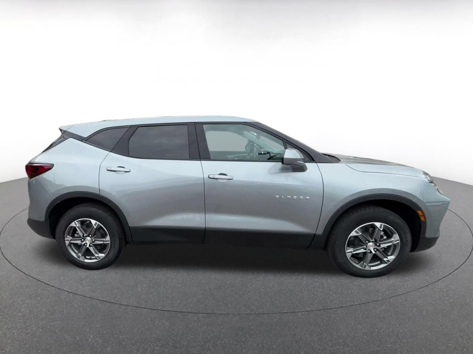 Thumbnail: 2026 Chevrolet Blazer - 15