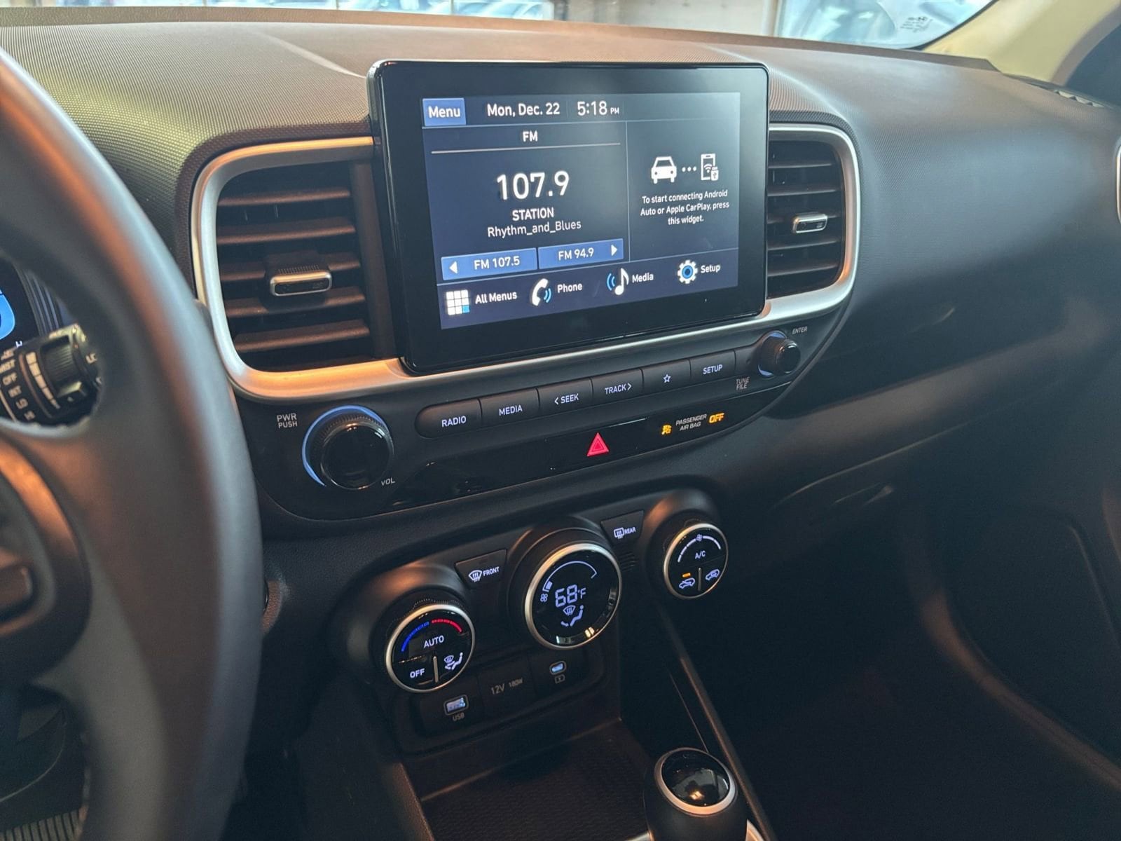 Thumbnail: 2025 Hyundai Venue - 21