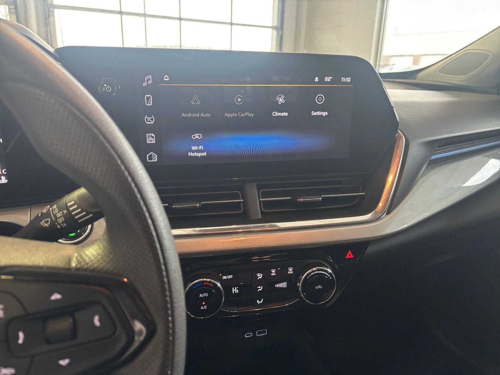 Thumbnail: 2025 Chevrolet Trax - 20