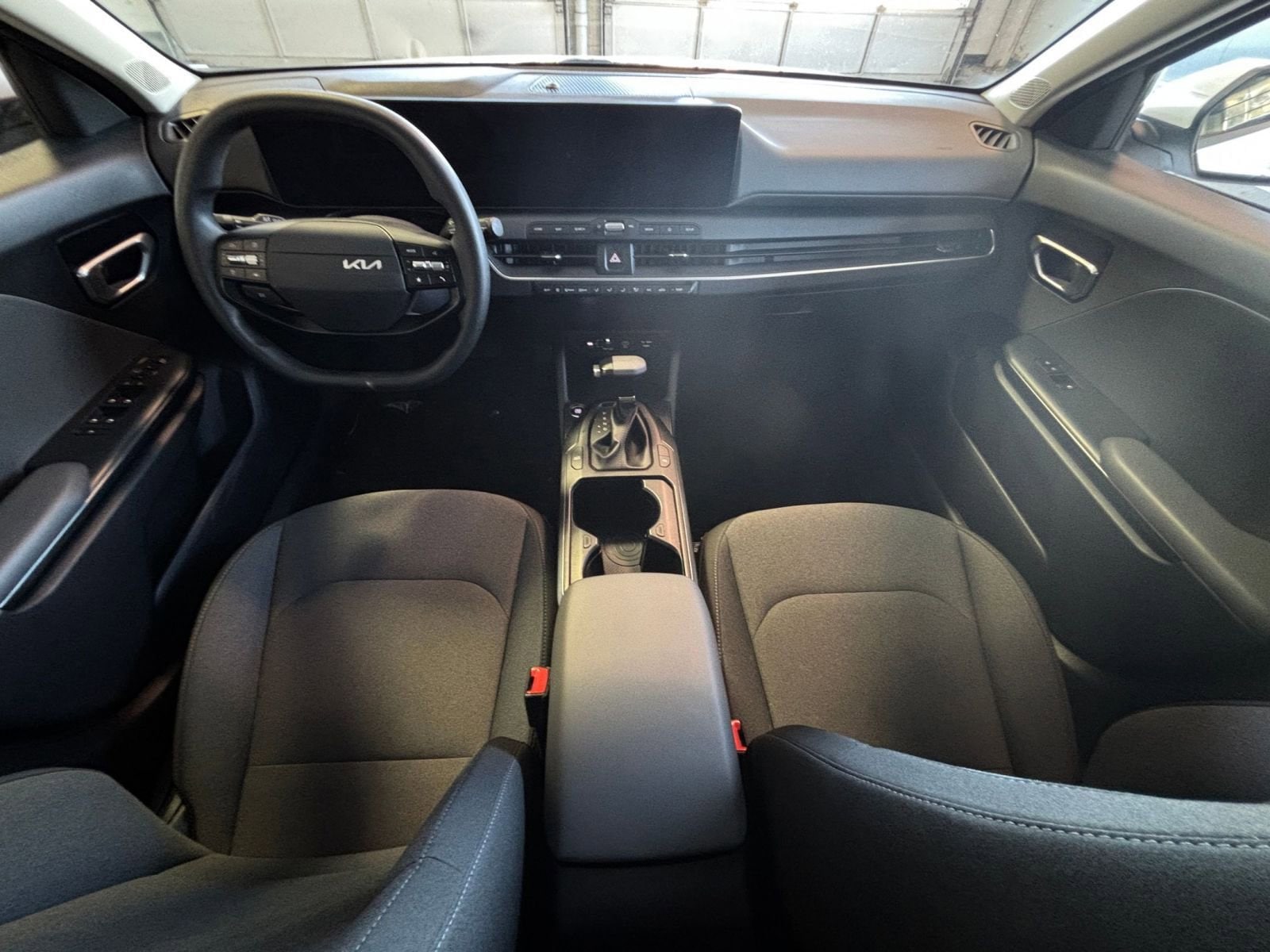 Thumbnail: 2025 Kia K4 - 32