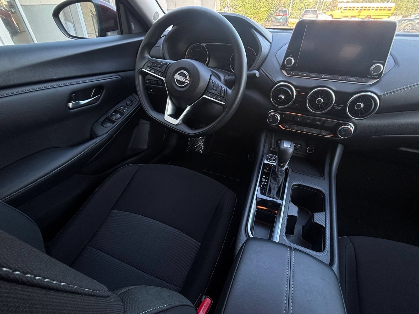 Thumbnail: 2025 Nissan Sentra - 32
