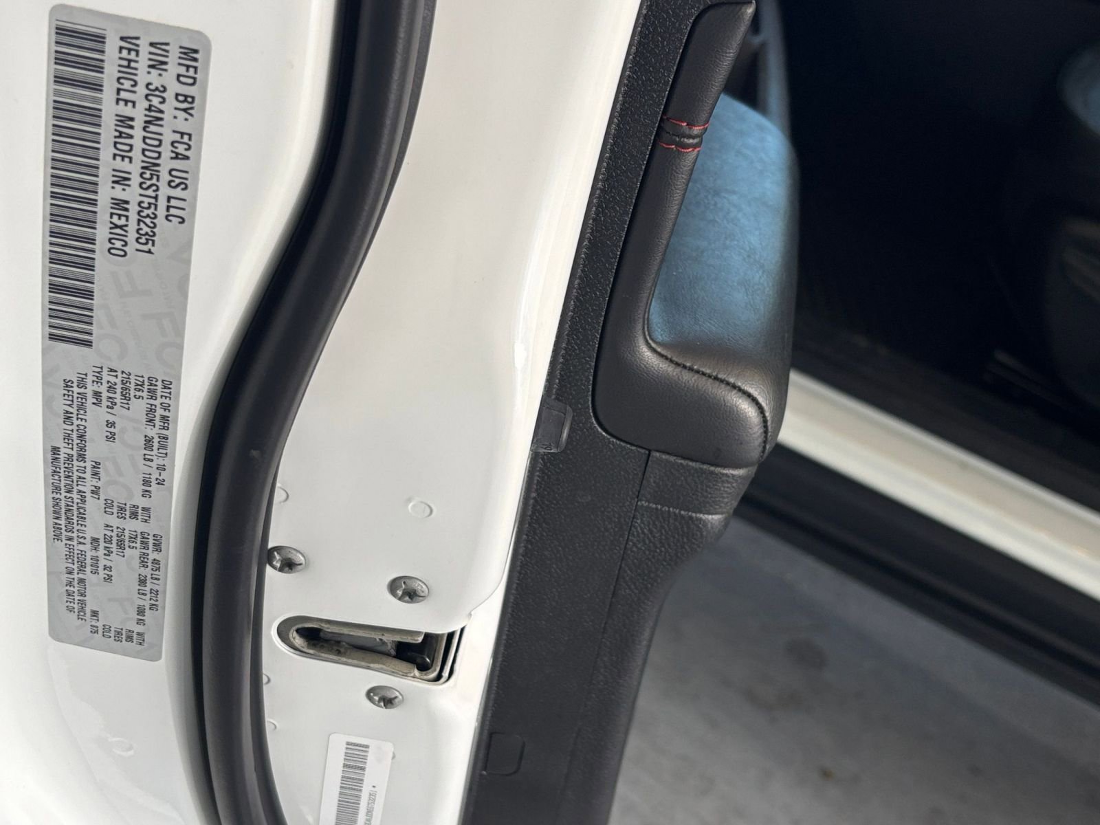 Thumbnail: 2025 Jeep Compass - 28