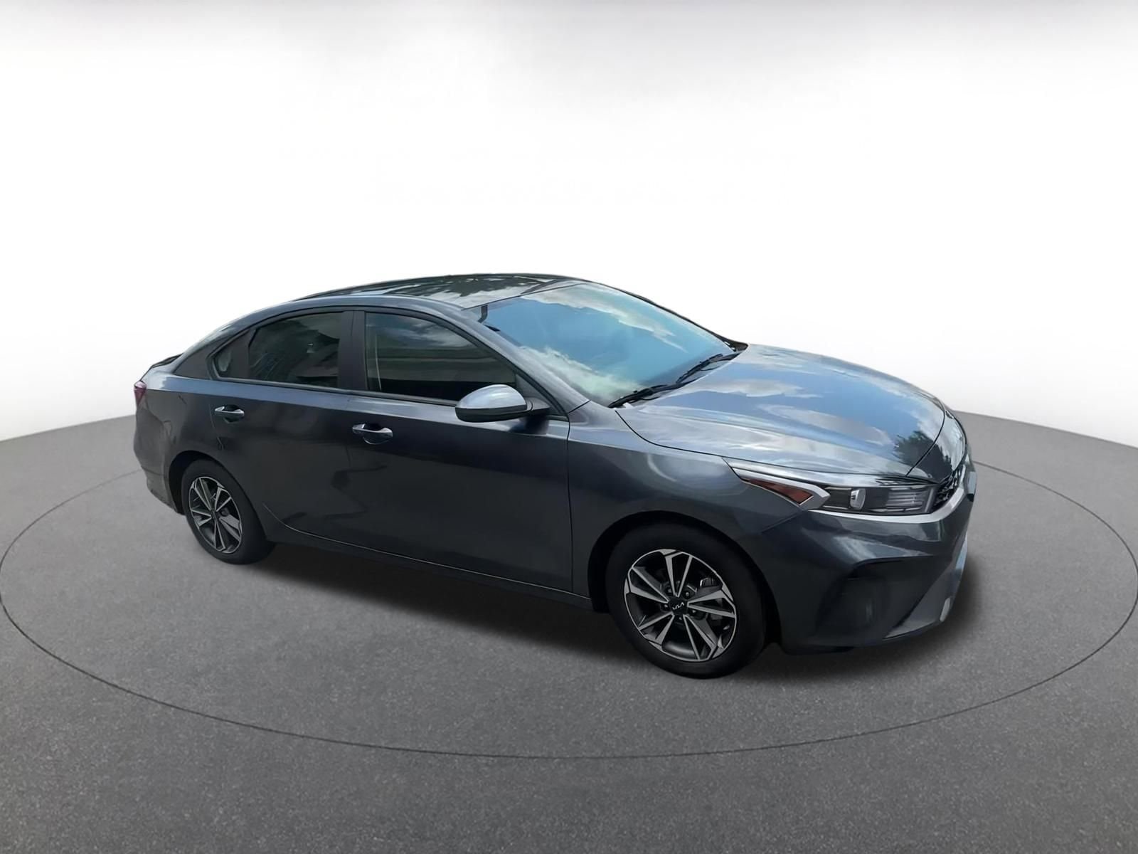 2024 Kia Forte LXS 2