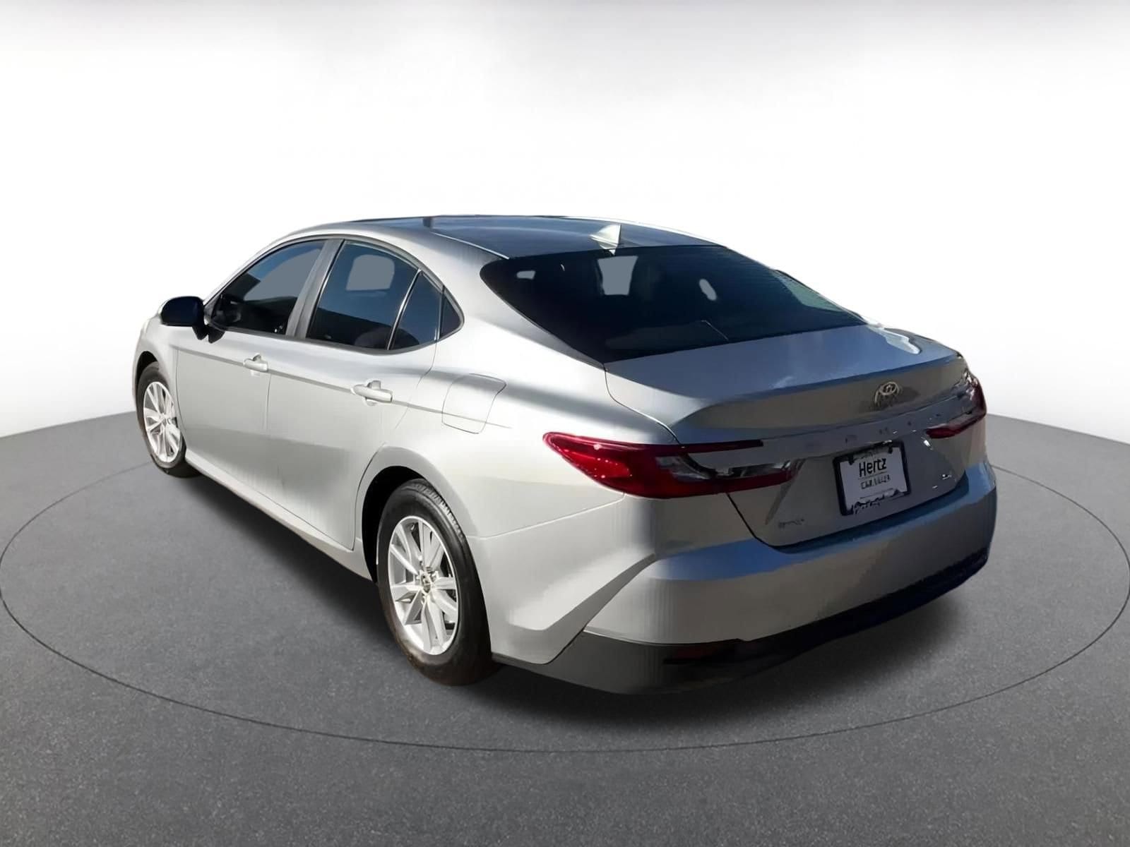 Thumbnail: 2025 Toyota Camry - 8