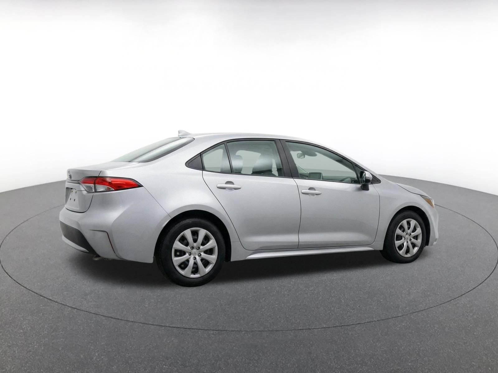 Thumbnail: 2025 Toyota Corolla - 10