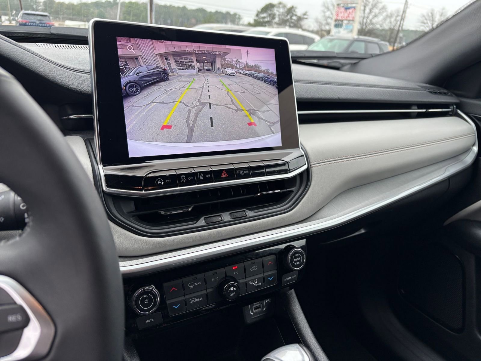 Thumbnail: 2025 Jeep Compass - 29