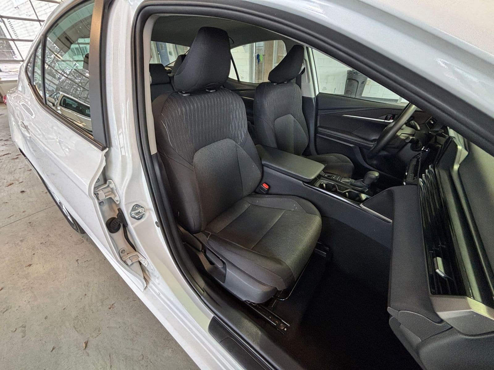 Thumbnail: 2025 Toyota Camry - 35