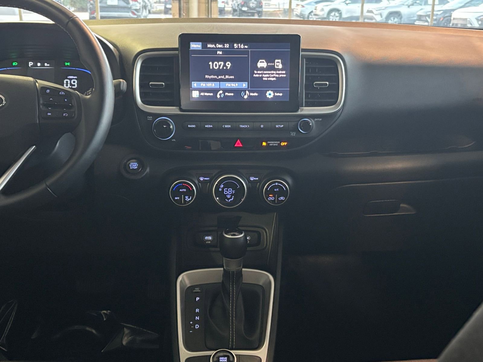 Thumbnail: 2025 Hyundai Venue - 18