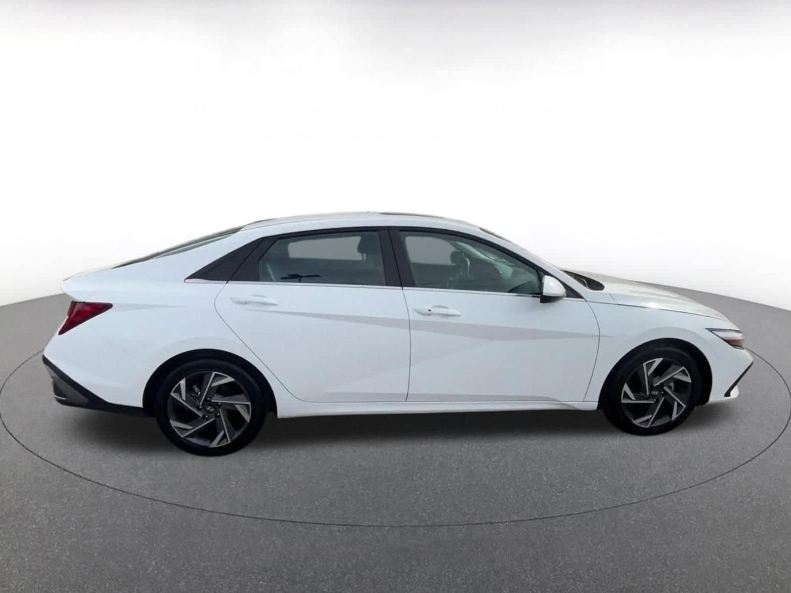 Thumbnail: 2025 Hyundai Elantra - 21