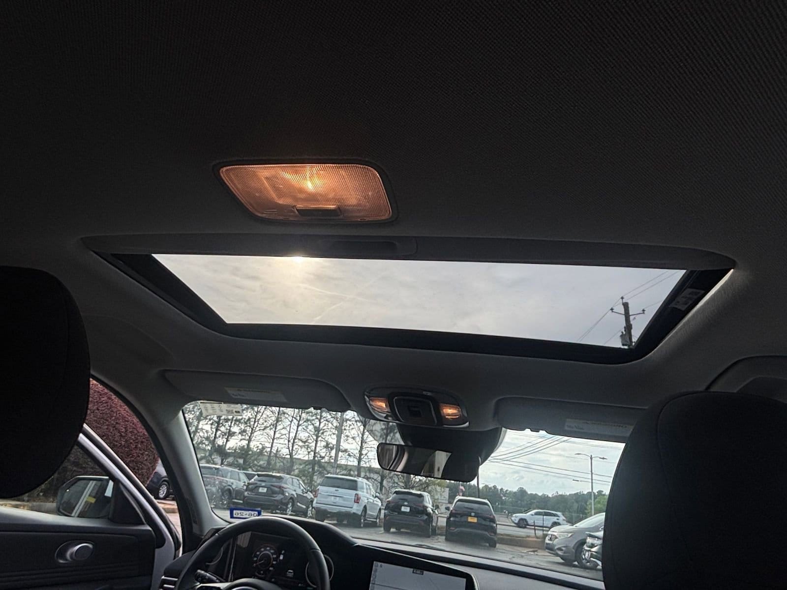 Thumbnail: 2025 Hyundai Elantra - 34