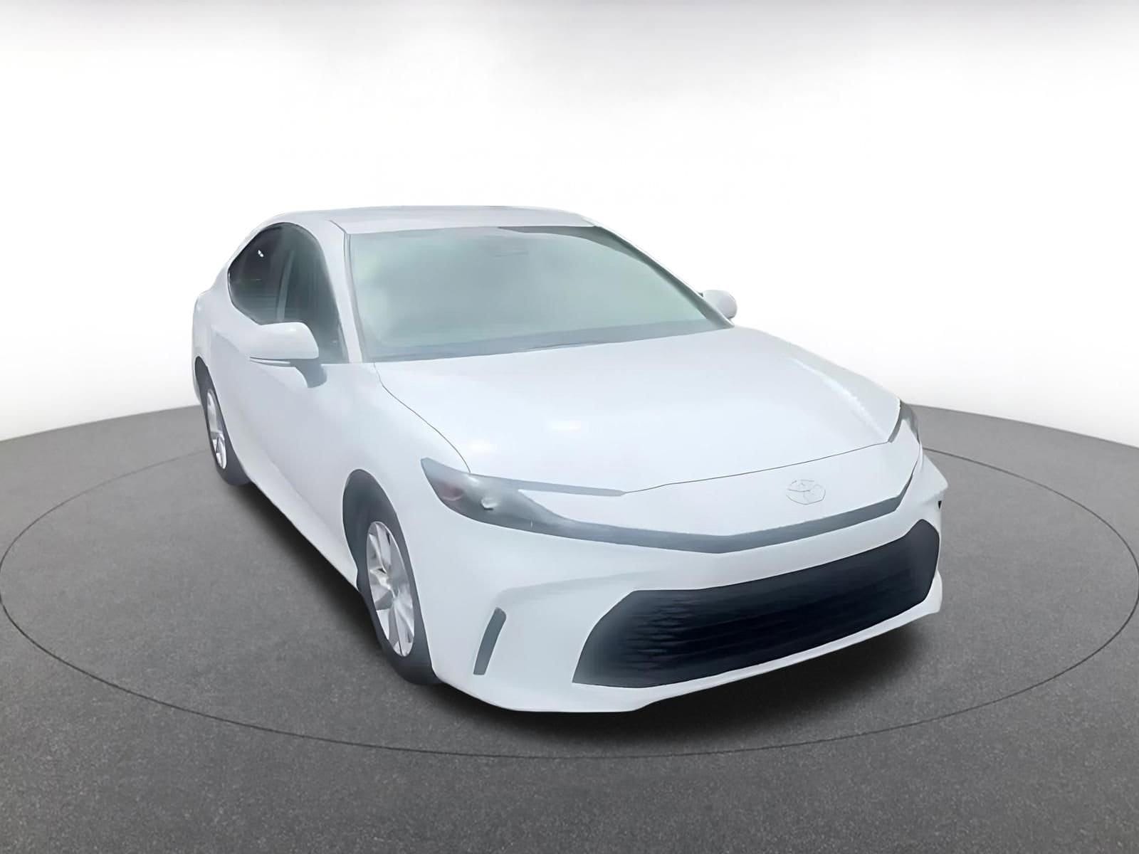 Thumbnail: 2025 Toyota Camry - 3