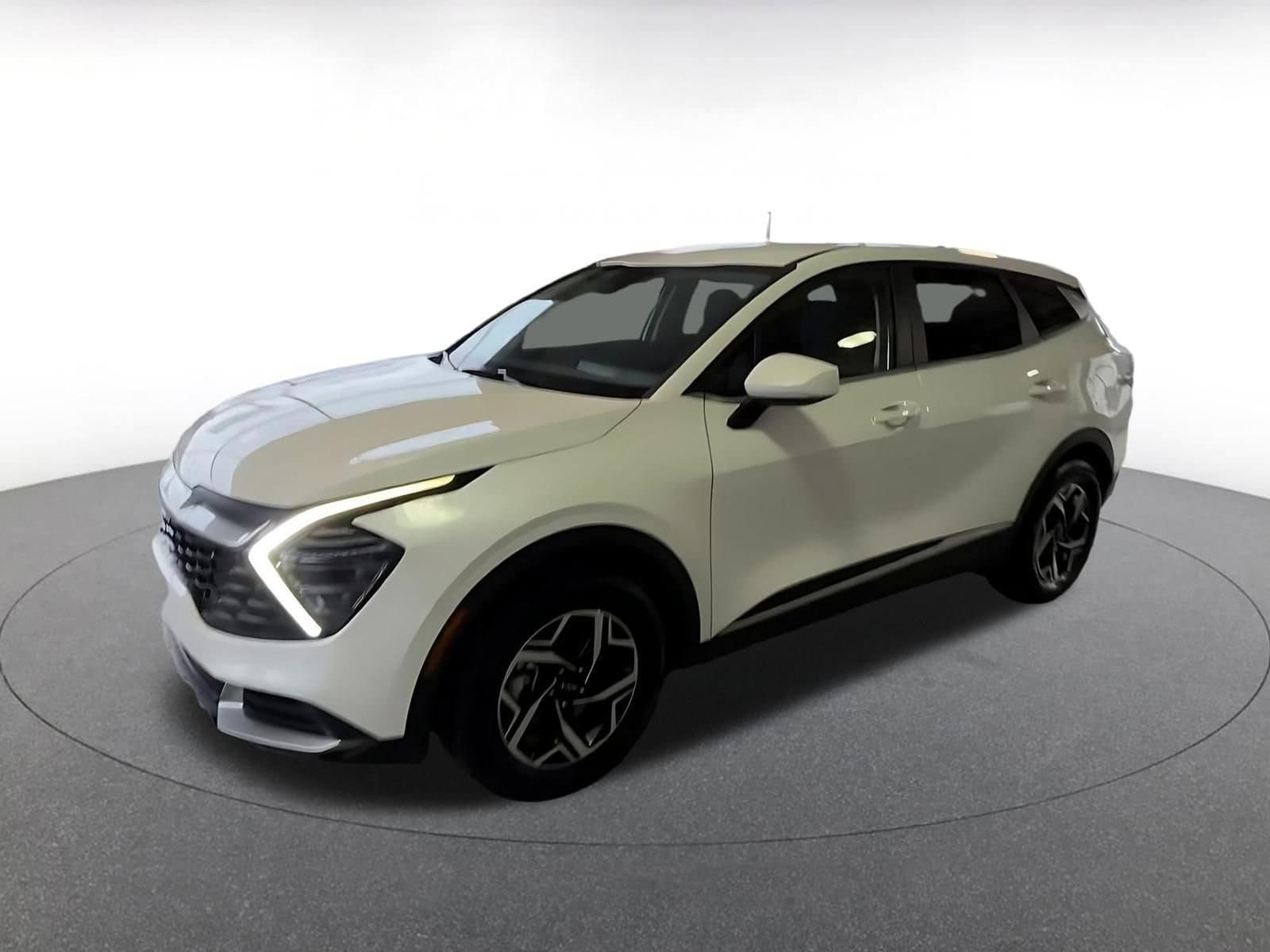 Thumbnail: 2025 Kia Sportage - 10