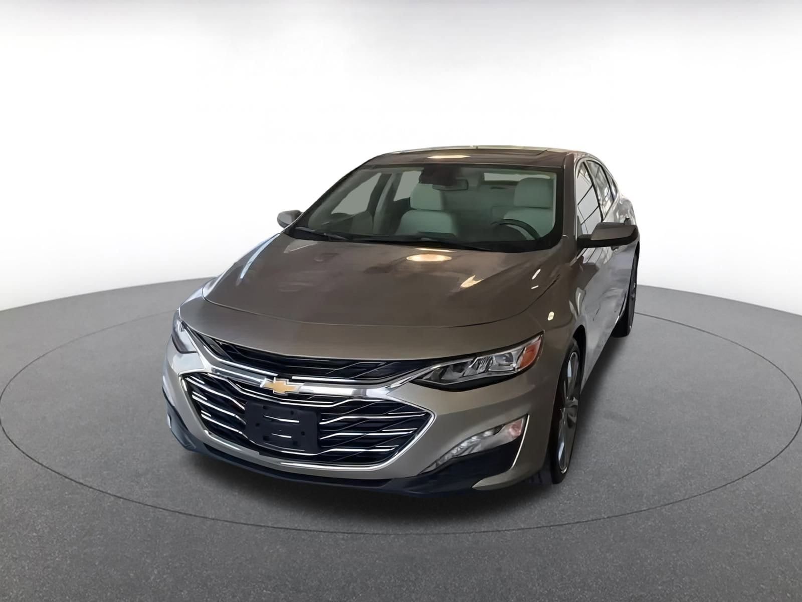 Thumbnail: 2024 Chevrolet Malibu - 6