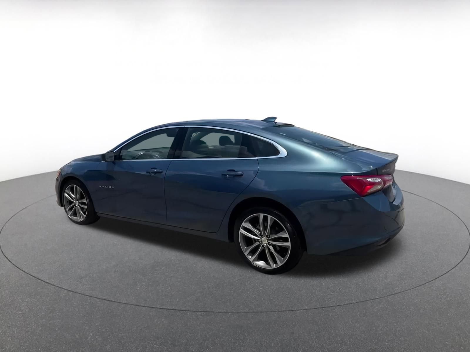 Thumbnail: 2024 Chevrolet Malibu - 10