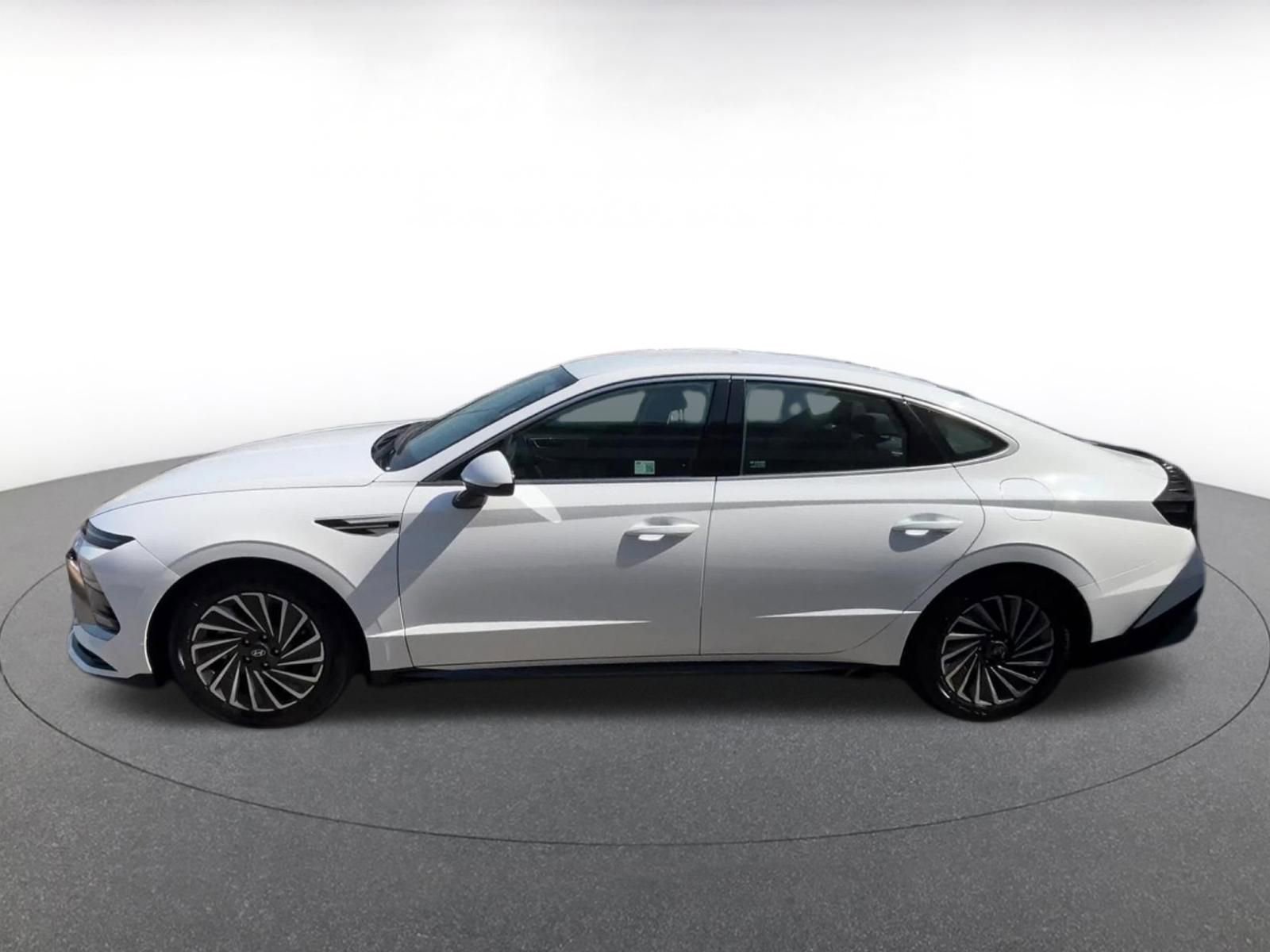 Thumbnail: 2025 Hyundai Sonata - 11