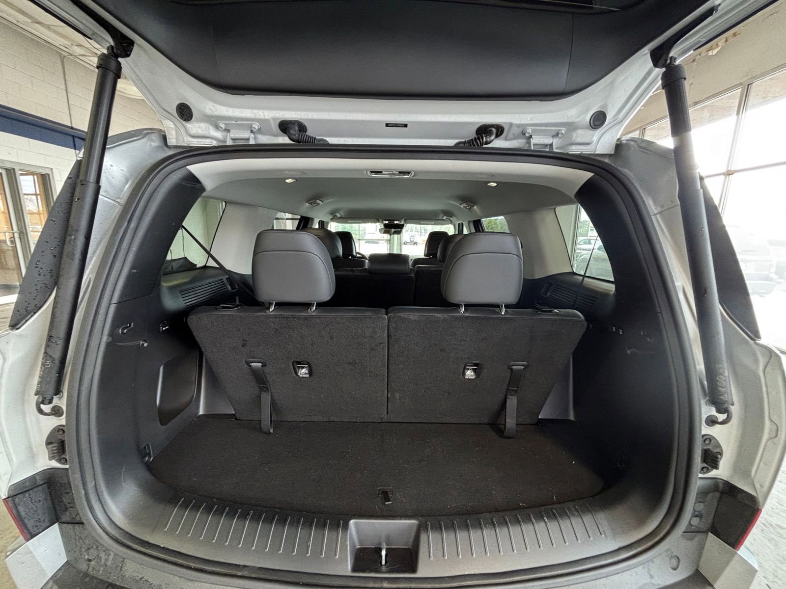 Thumbnail: 2025 Hyundai Santa Fe - 32