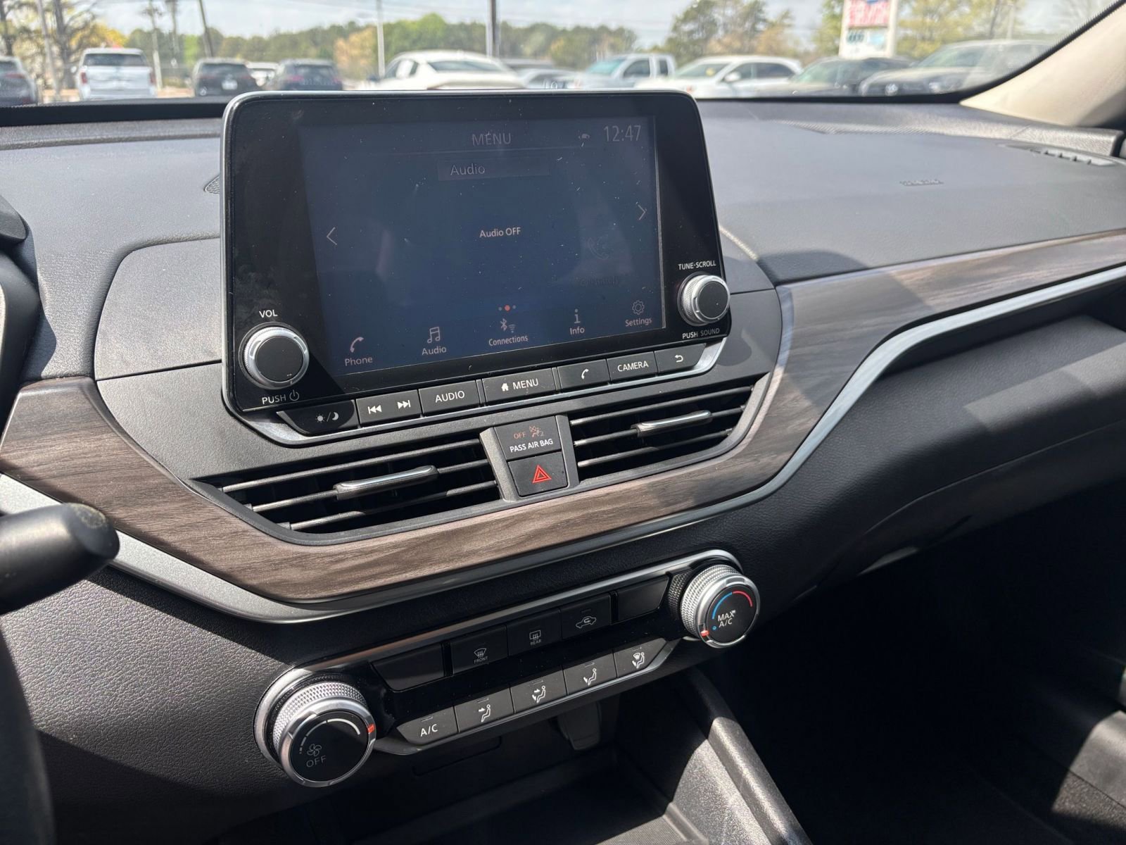 Thumbnail: 2025 Nissan Altima - 20