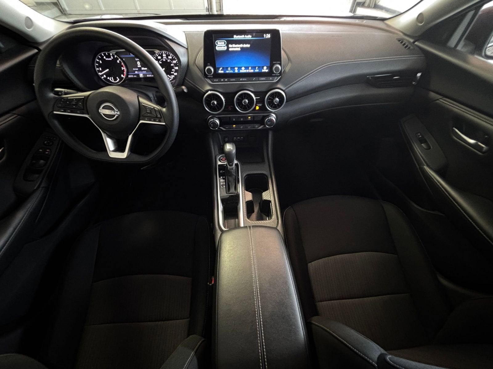 Thumbnail: 2025 Nissan Sentra - 32