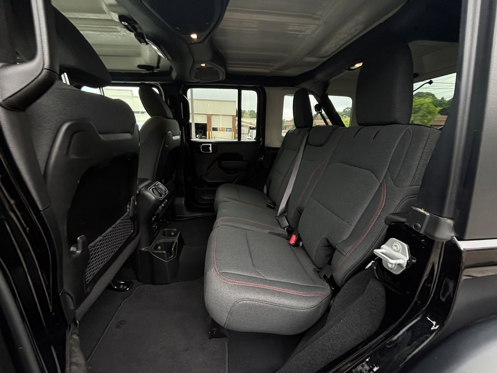 Thumbnail: 2025 Jeep Wrangler - 25