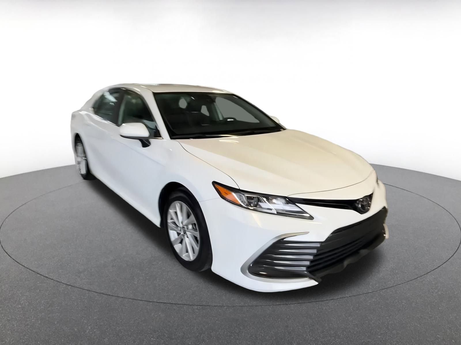 Thumbnail: 2024 Toyota Camry - 3