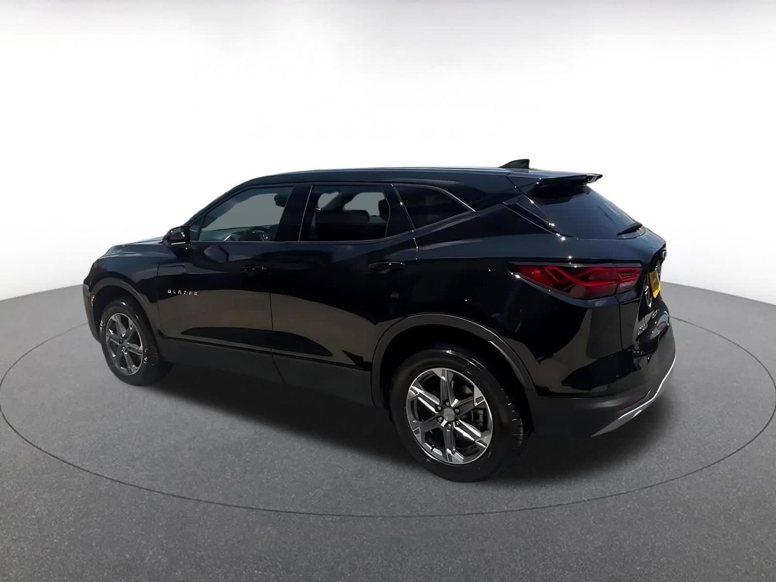 Thumbnail: 2025 Chevrolet Blazer - 10