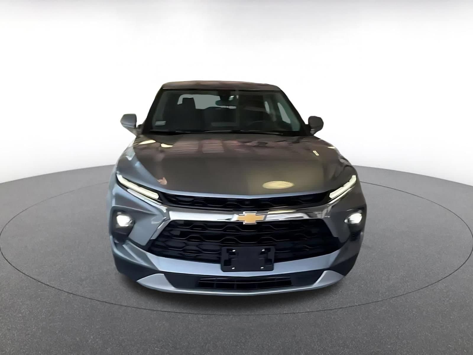 Thumbnail: 2026 Chevrolet Blazer - 4