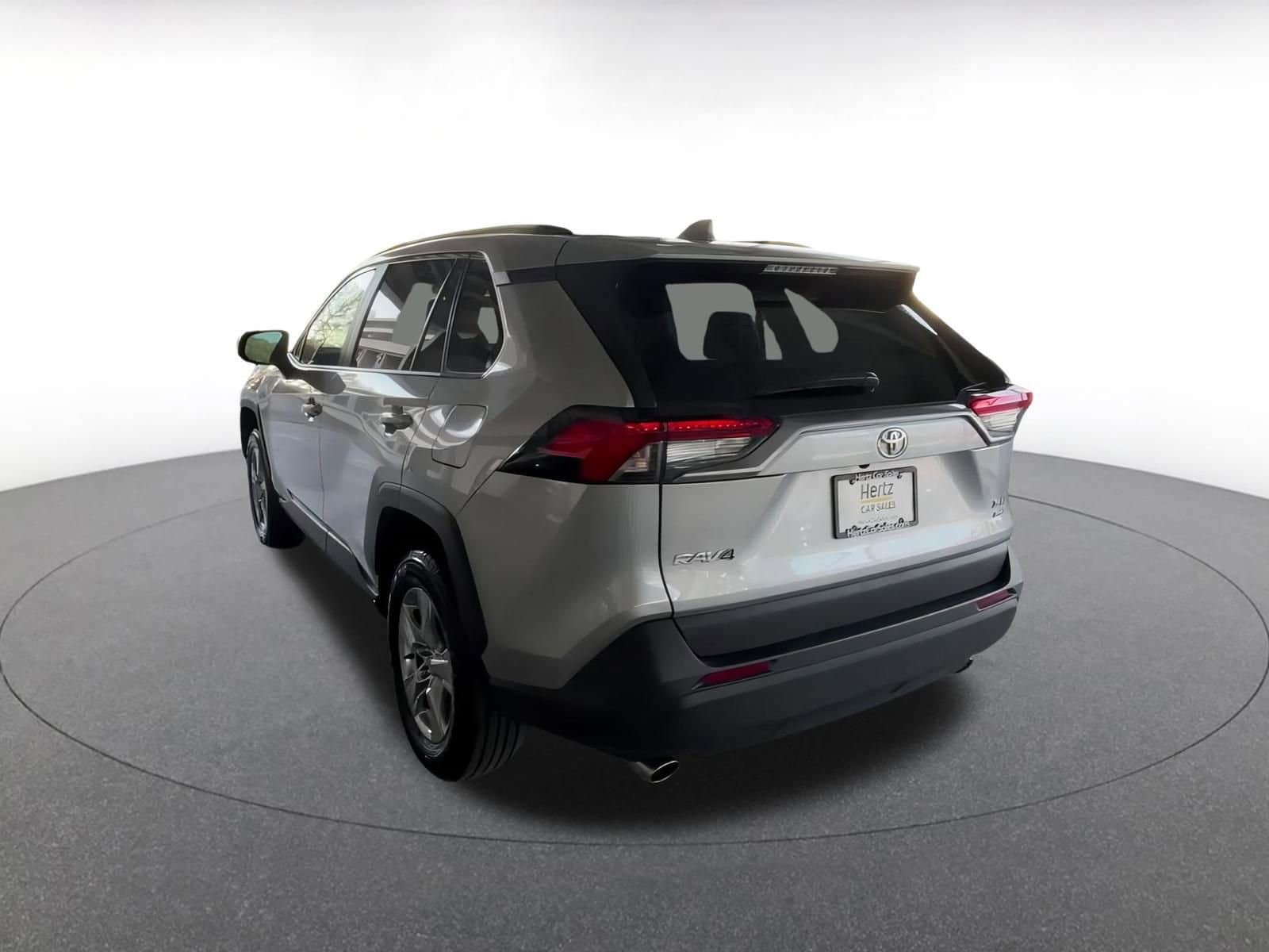 Thumbnail: 2025 Toyota RAV4 - 13