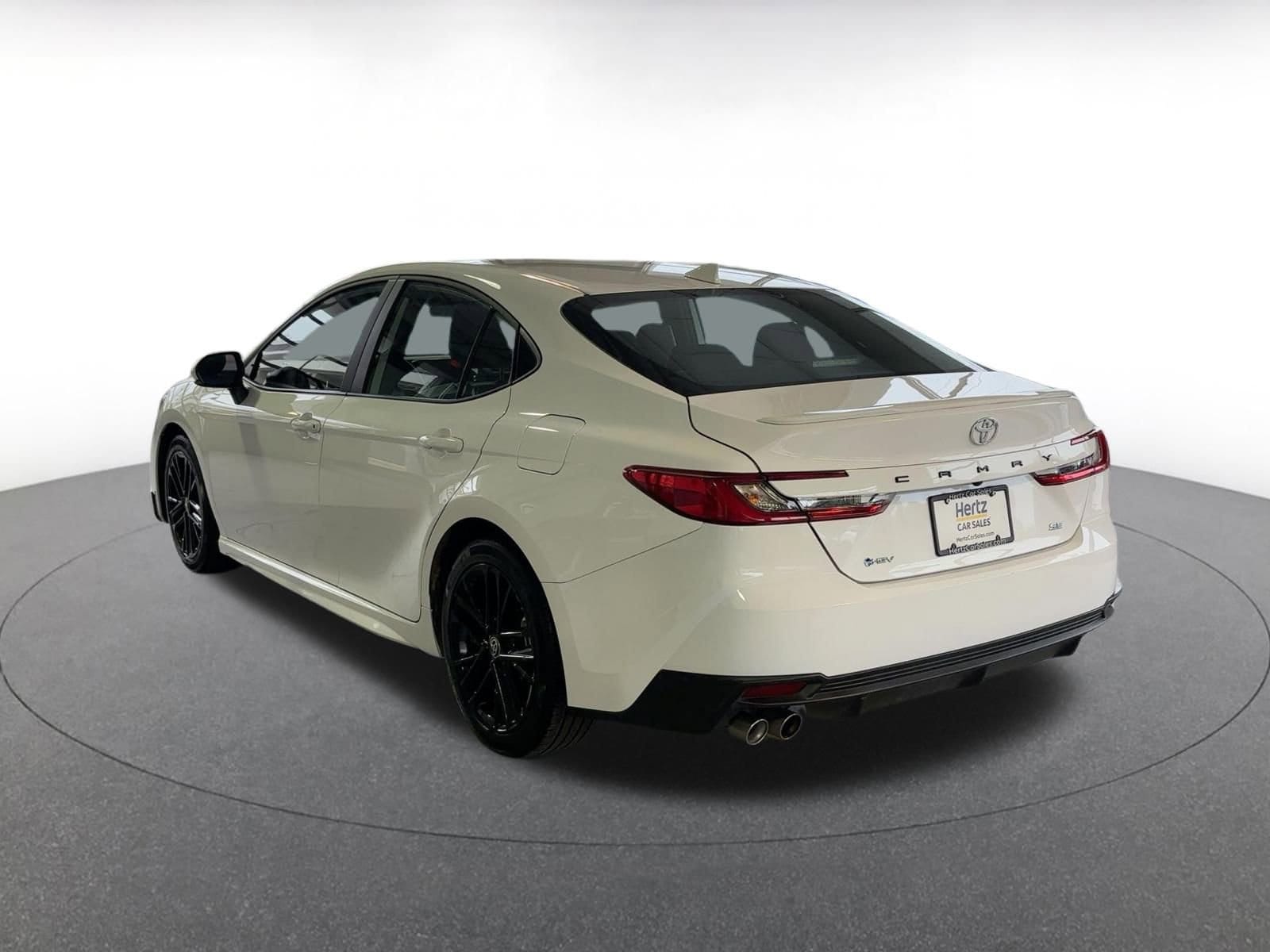 Thumbnail: 2025 Toyota Camry - 15