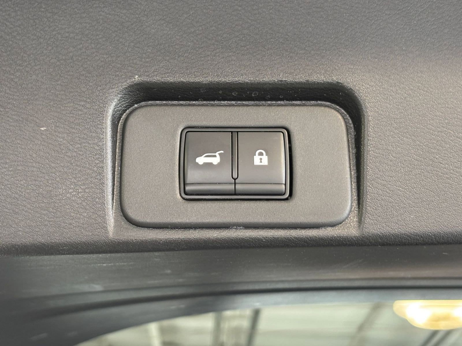 Thumbnail: 2025 Nissan Rogue - 18