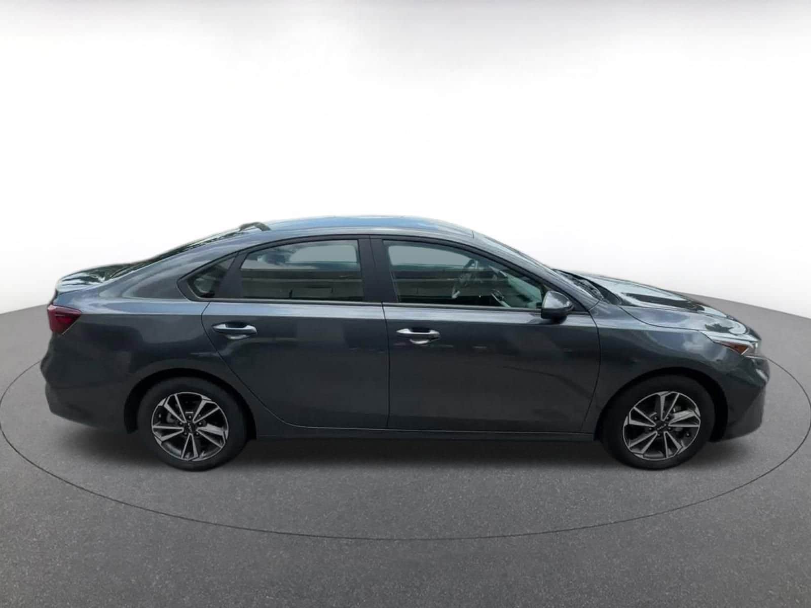 2024 Kia Forte LXS 16