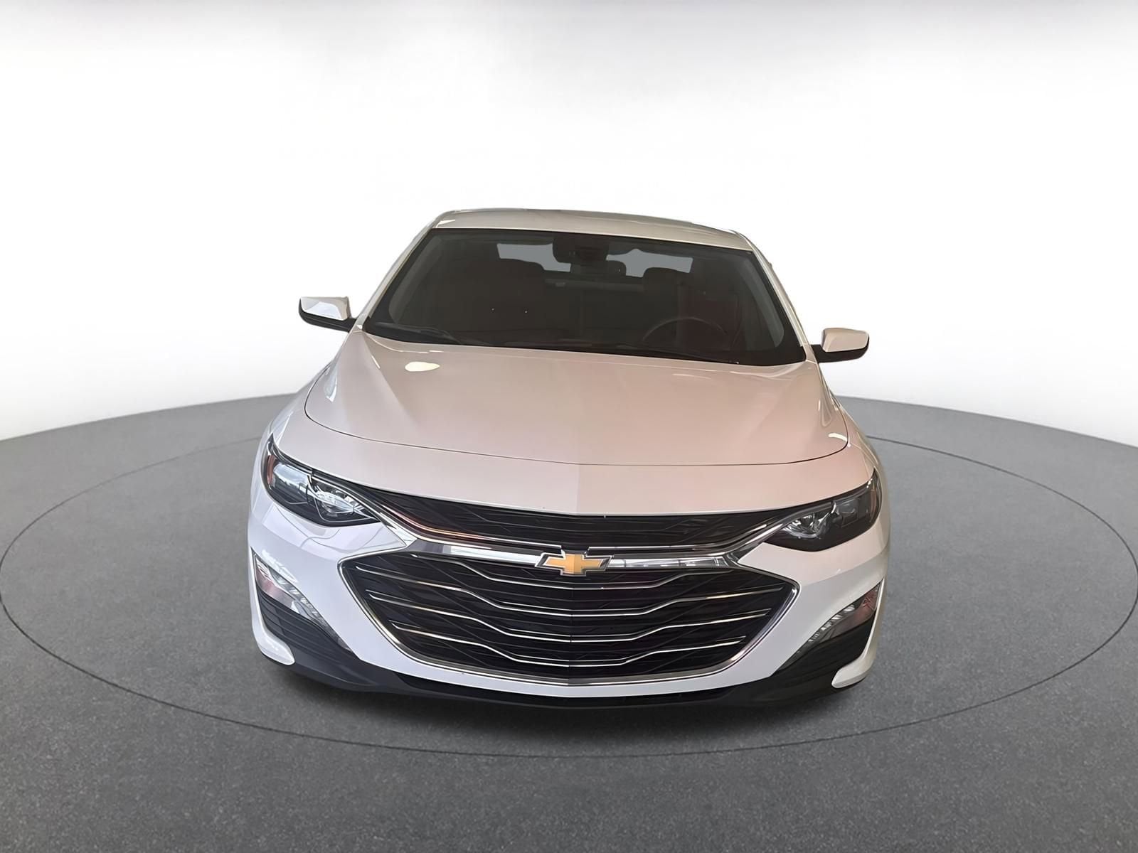 Thumbnail: 2024 Chevrolet Malibu - 5