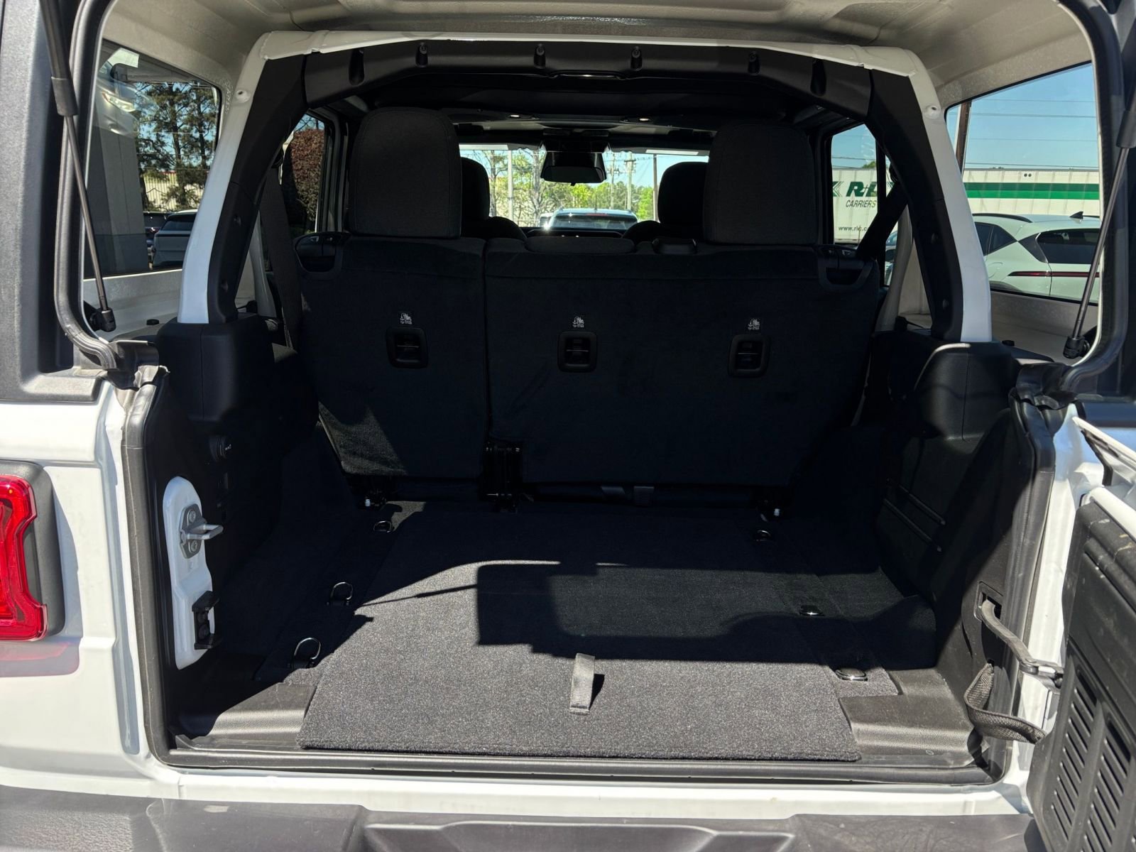 Thumbnail: 2025 Jeep Wrangler - 30