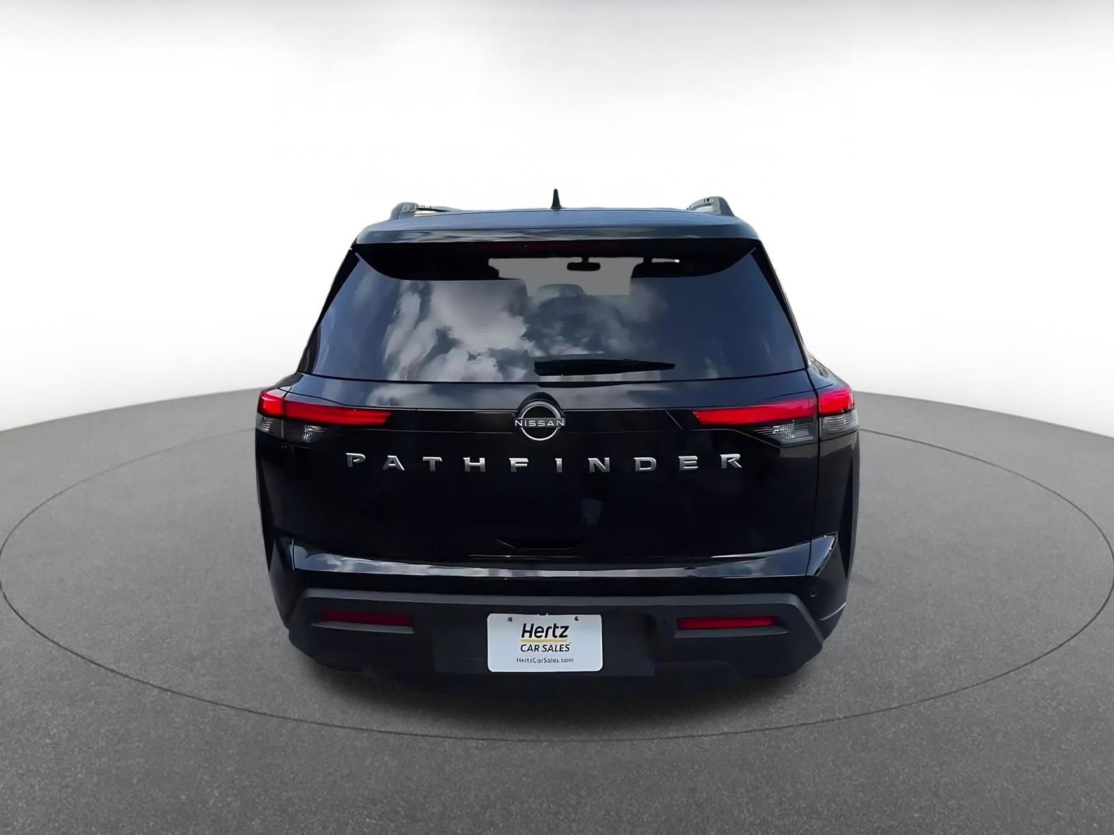 Thumbnail: 2025 Nissan Pathfinder - 18