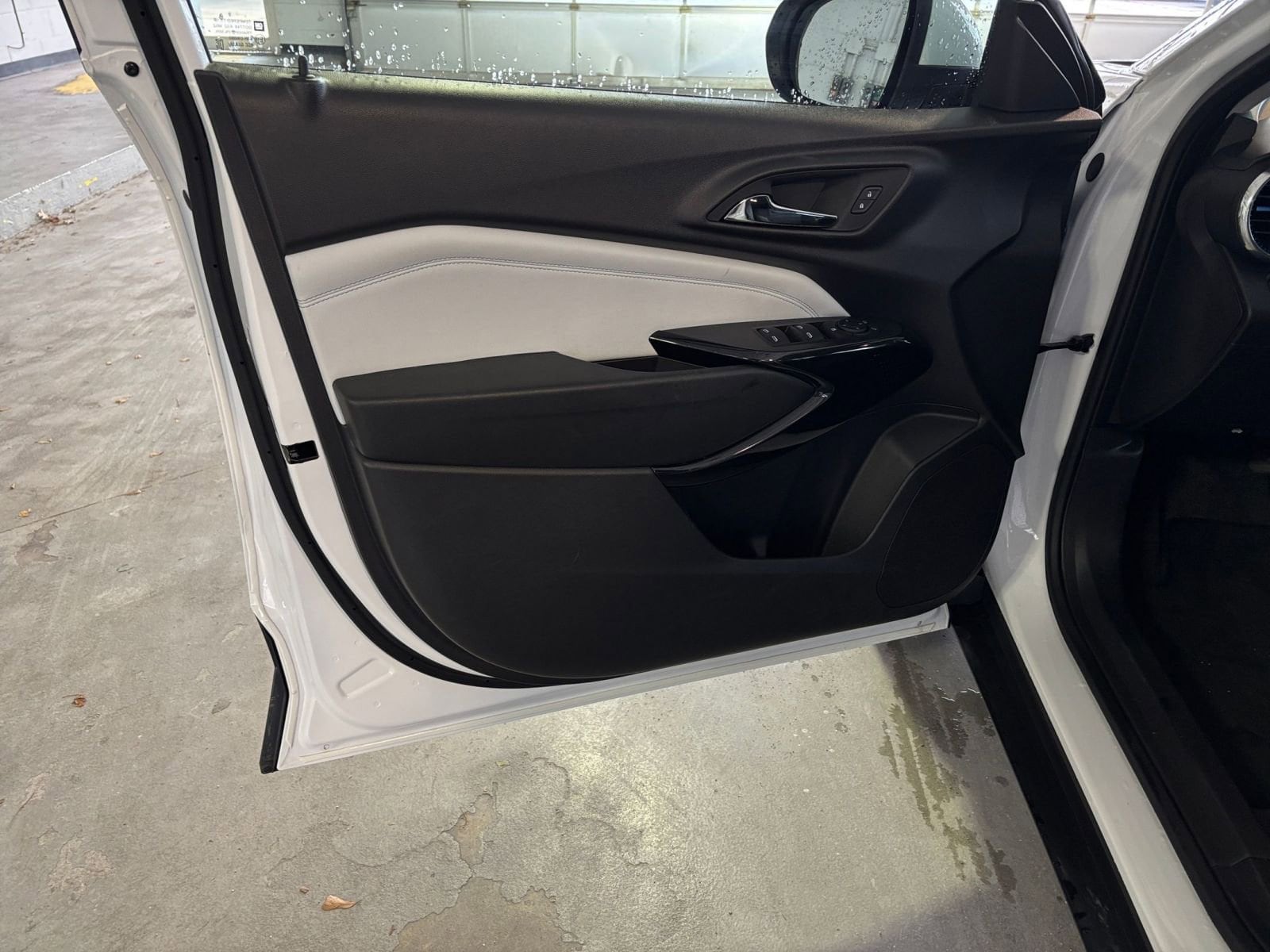 Thumbnail: 2025 Chevrolet Trax - 20