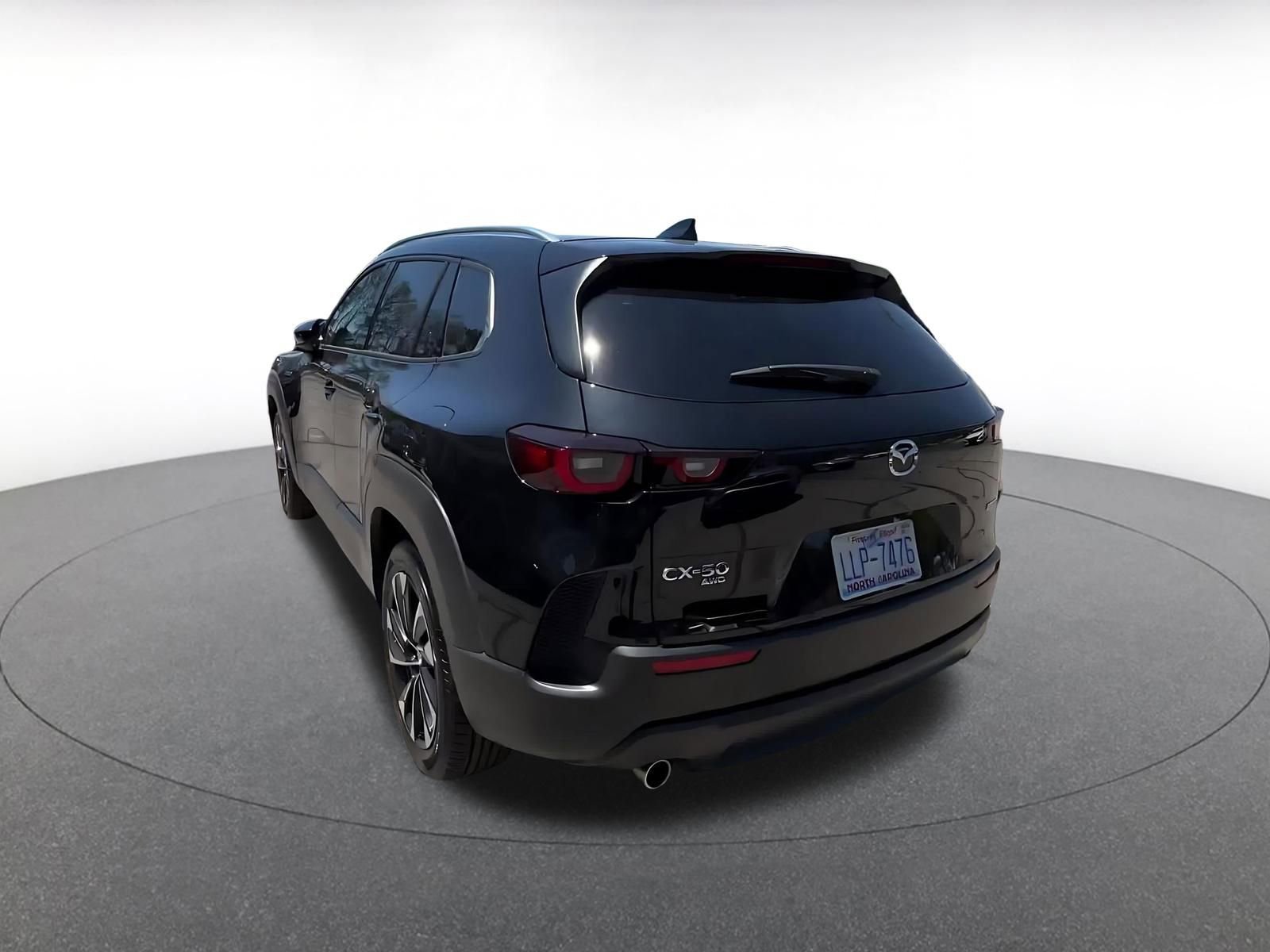 Thumbnail: 2025 Mazda CX-50 - 11