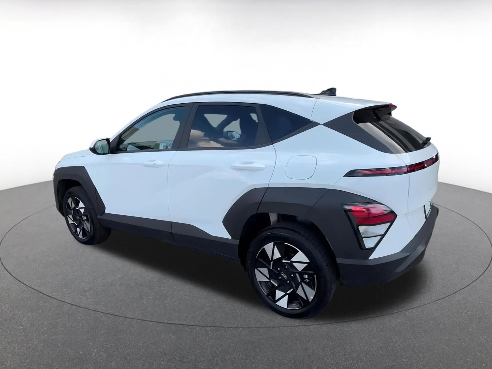 Thumbnail: 2025 Hyundai Kona - 10