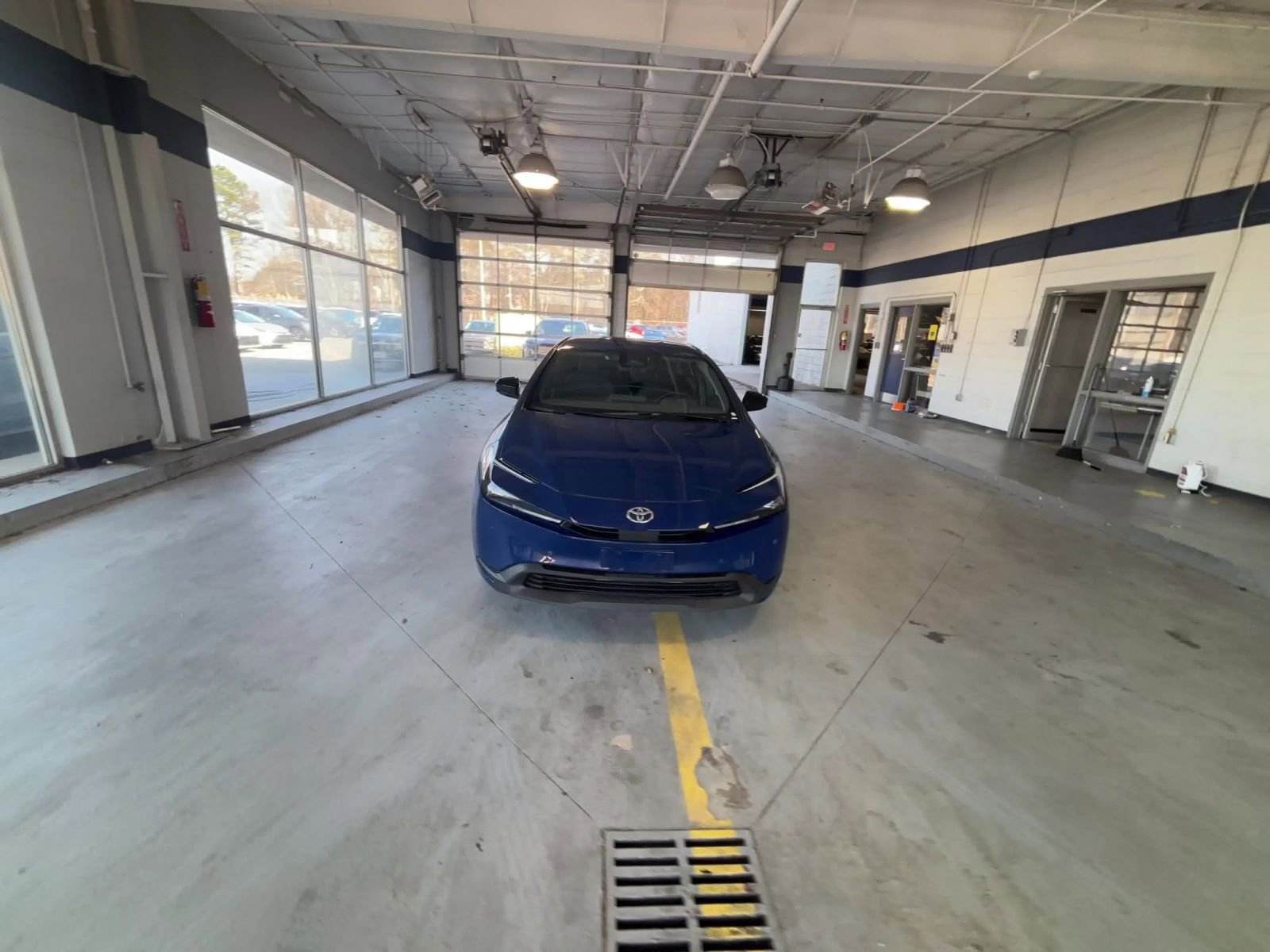 Thumbnail: 2025 Toyota Prius - 20