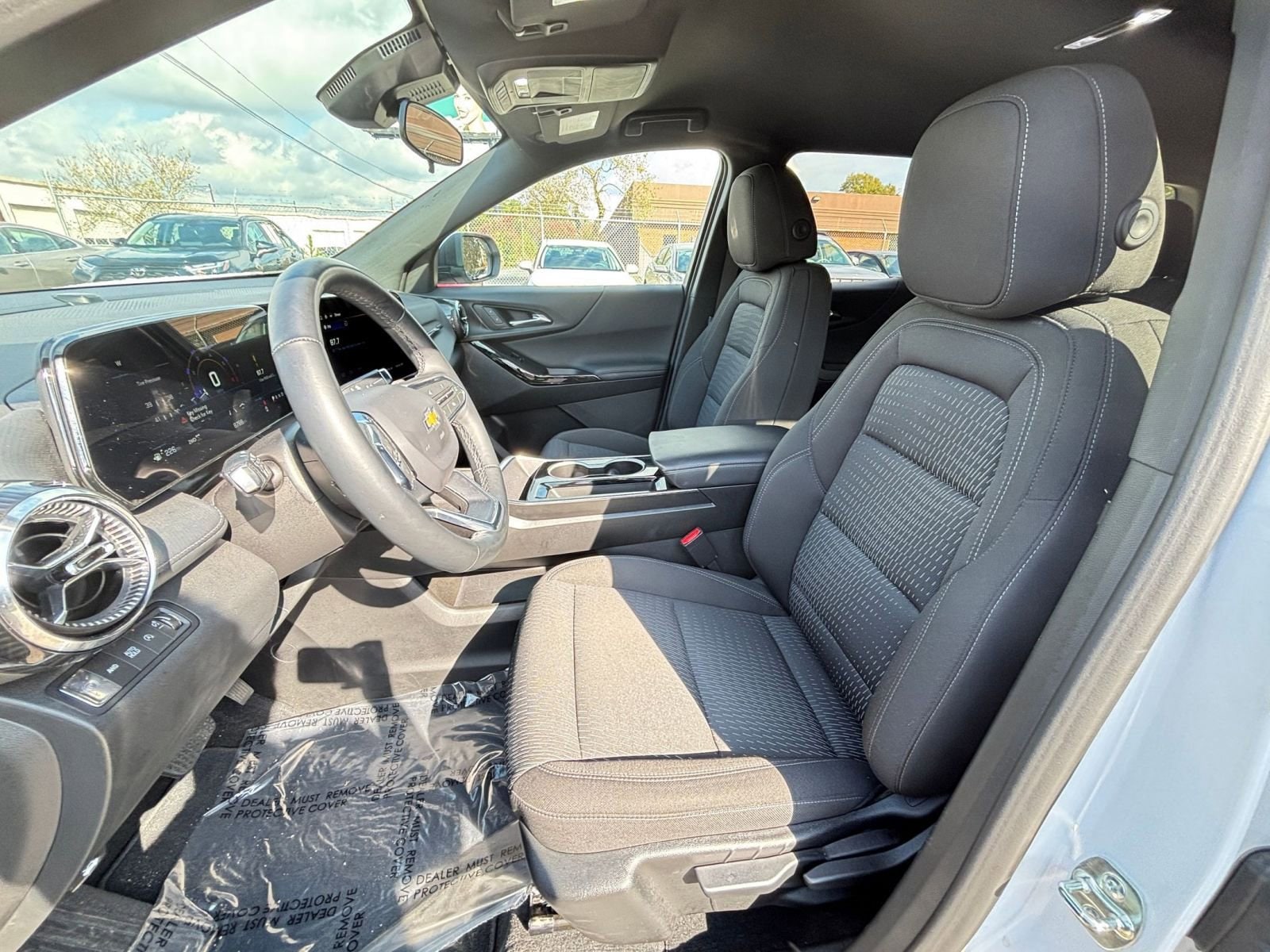 Thumbnail: 2025 Chevrolet Equinox - 26