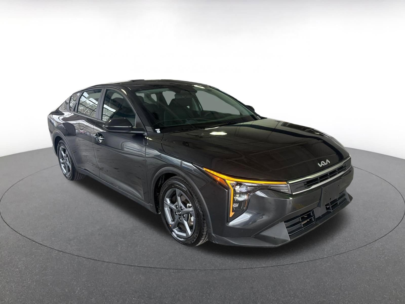 Thumbnail: 2025 Kia K4 - 1