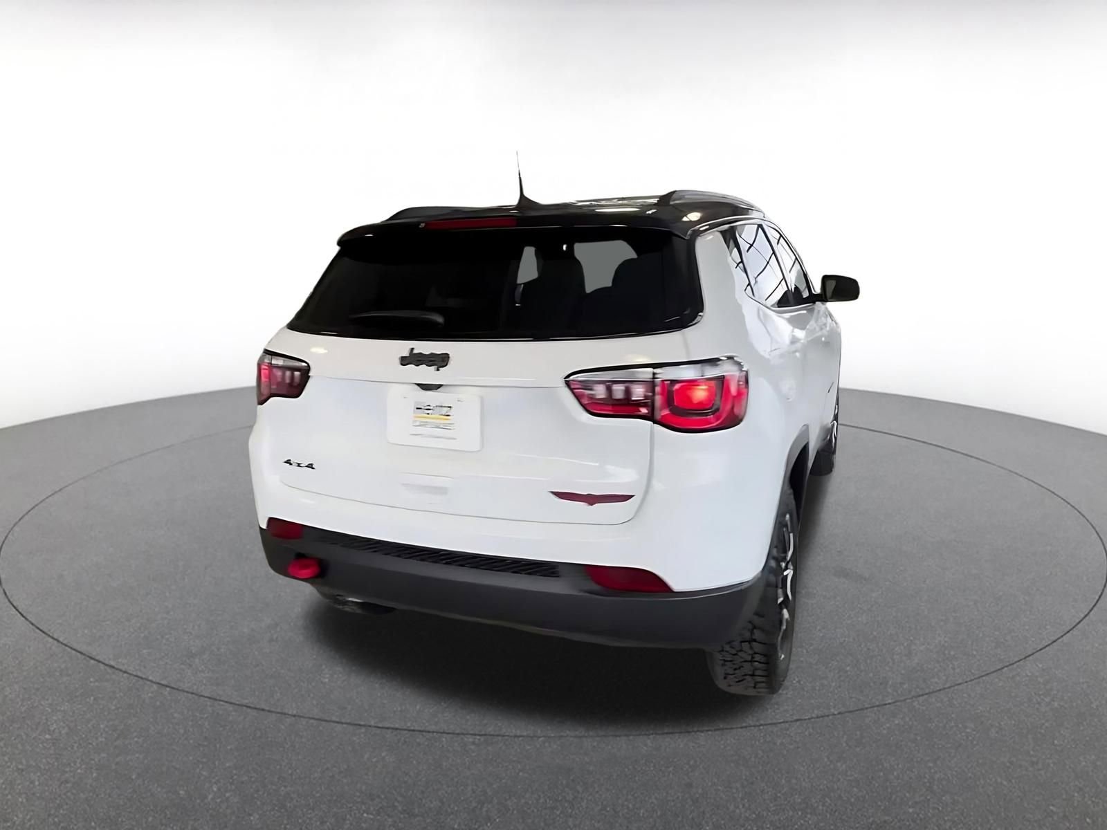 Thumbnail: 2025 Jeep Compass - 21