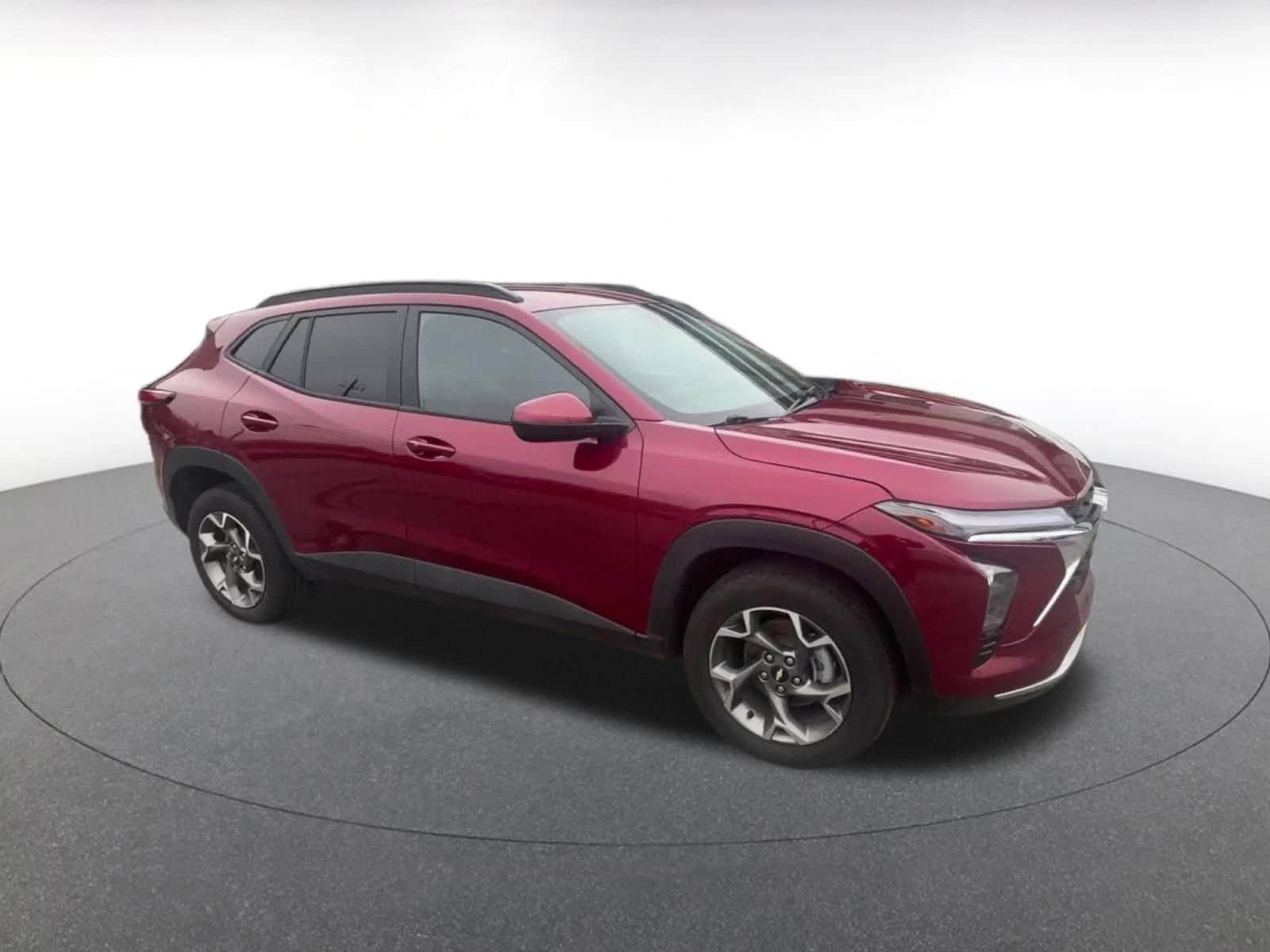 Thumbnail: 2025 Chevrolet Trax - 2