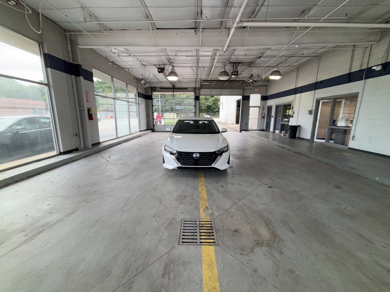 Thumbnail: 2024 Nissan Sentra - 16