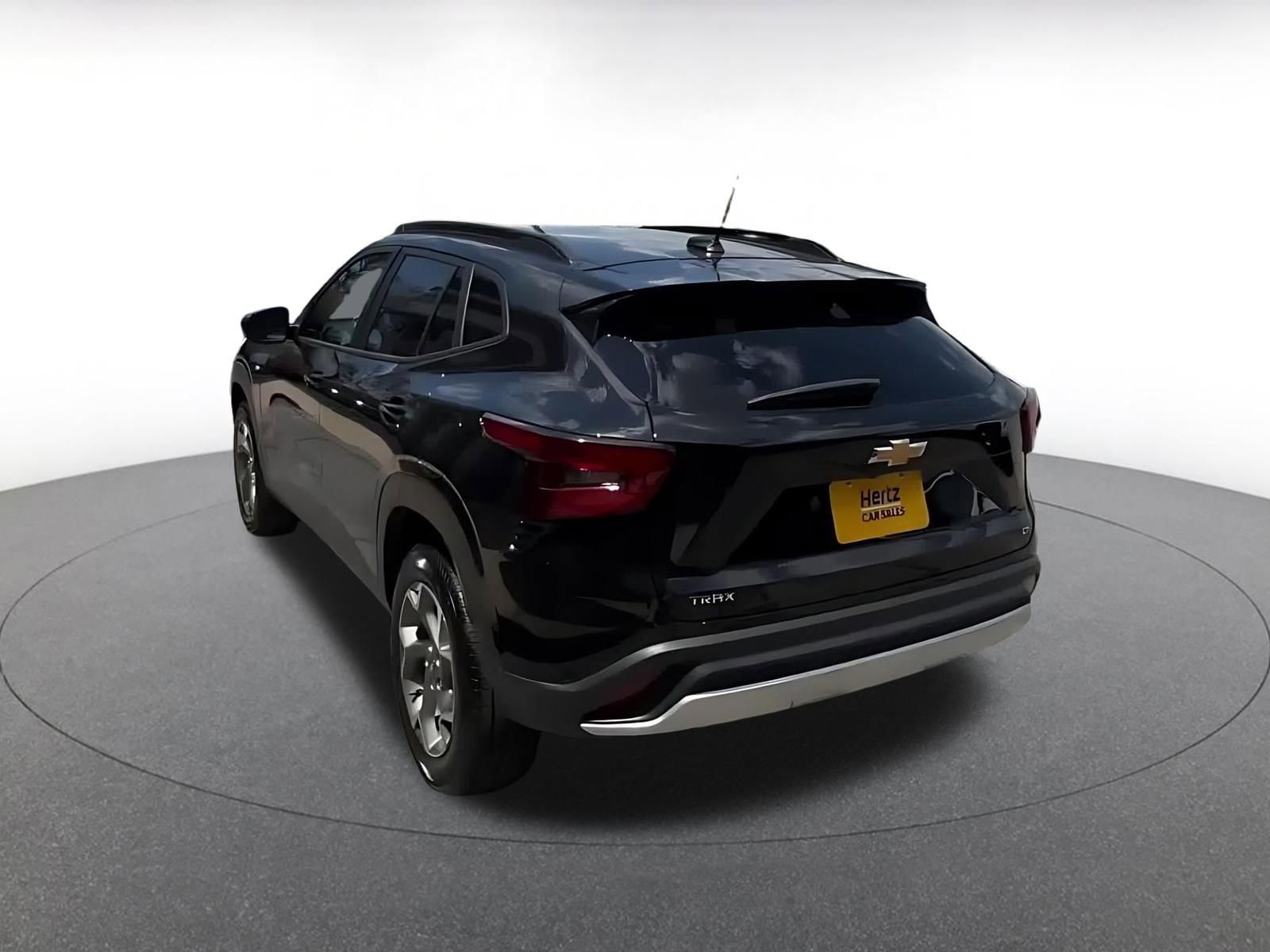 Thumbnail: 2025 Chevrolet Trax - 11
